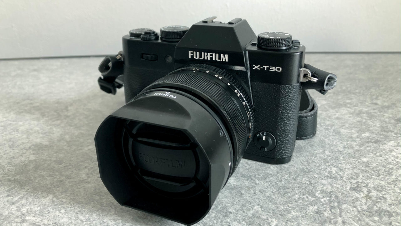 富士フイルム - FUJIFILM ミラーレス 一眼カメラ X-T30 ボディ